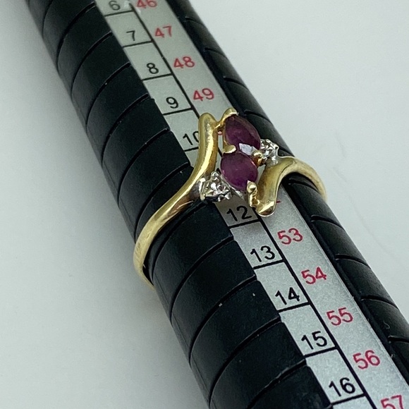 Antique Double Red Violet Spinel with Two Diamond Accents on 10K Gold Ring - Picture 7 of 14